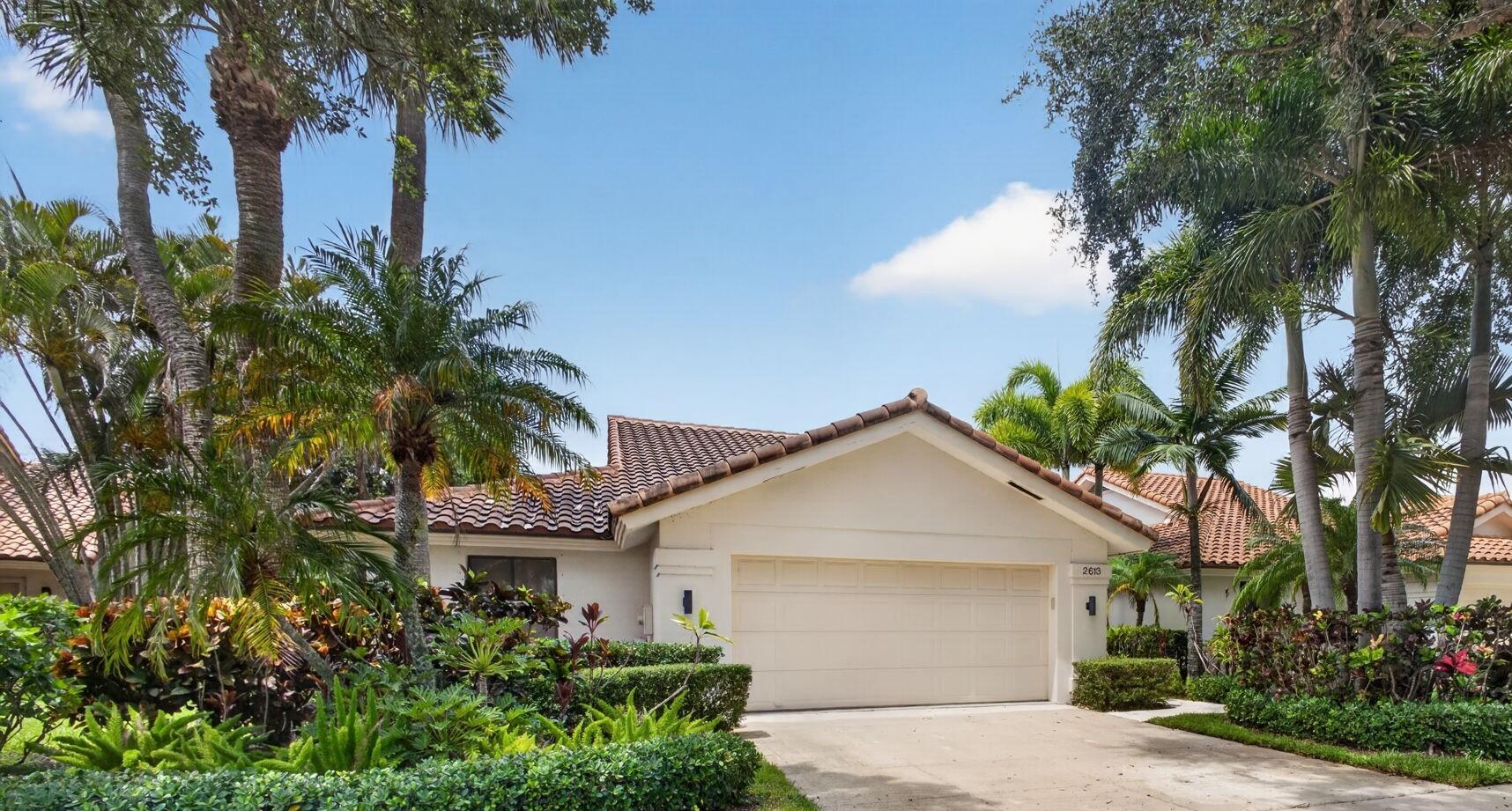 2613 Mohawk Circle, West Palm Beach FL 33409