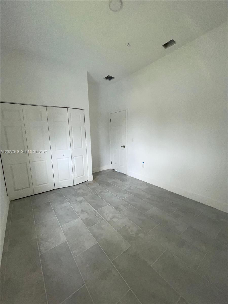 263 NW 58th St, Miami FL 33127