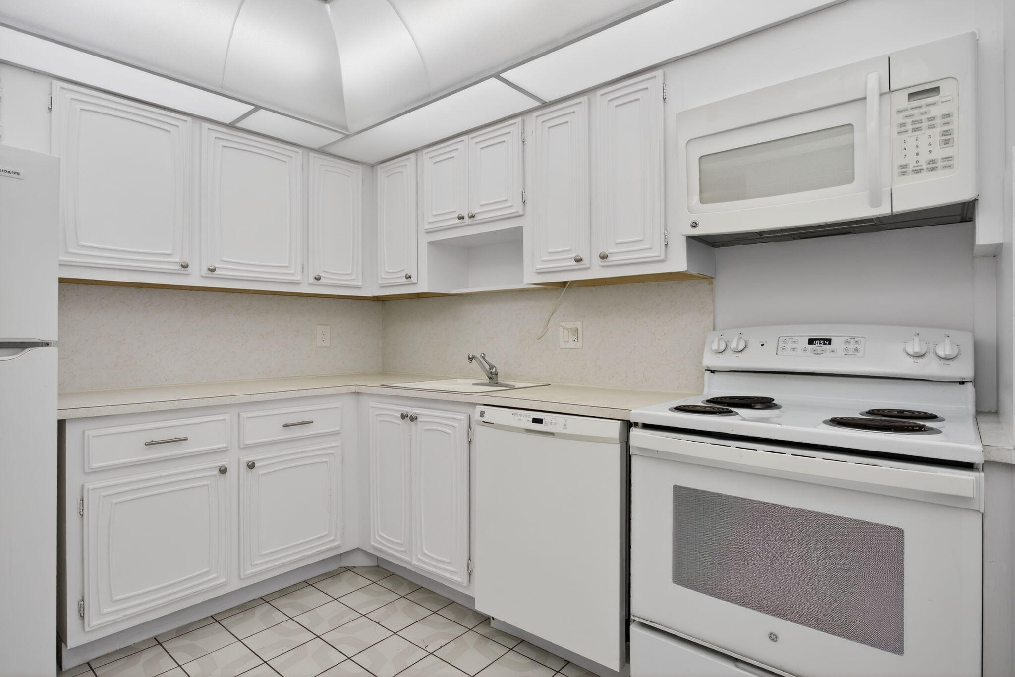 2651 S Palm Aire Drive # 302 — Photo 4