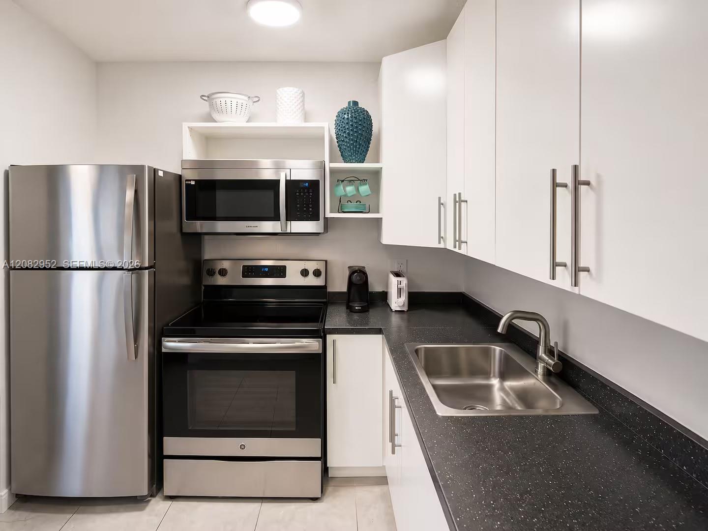 2900 N Ocean Blvd # 4 — Photo 4
