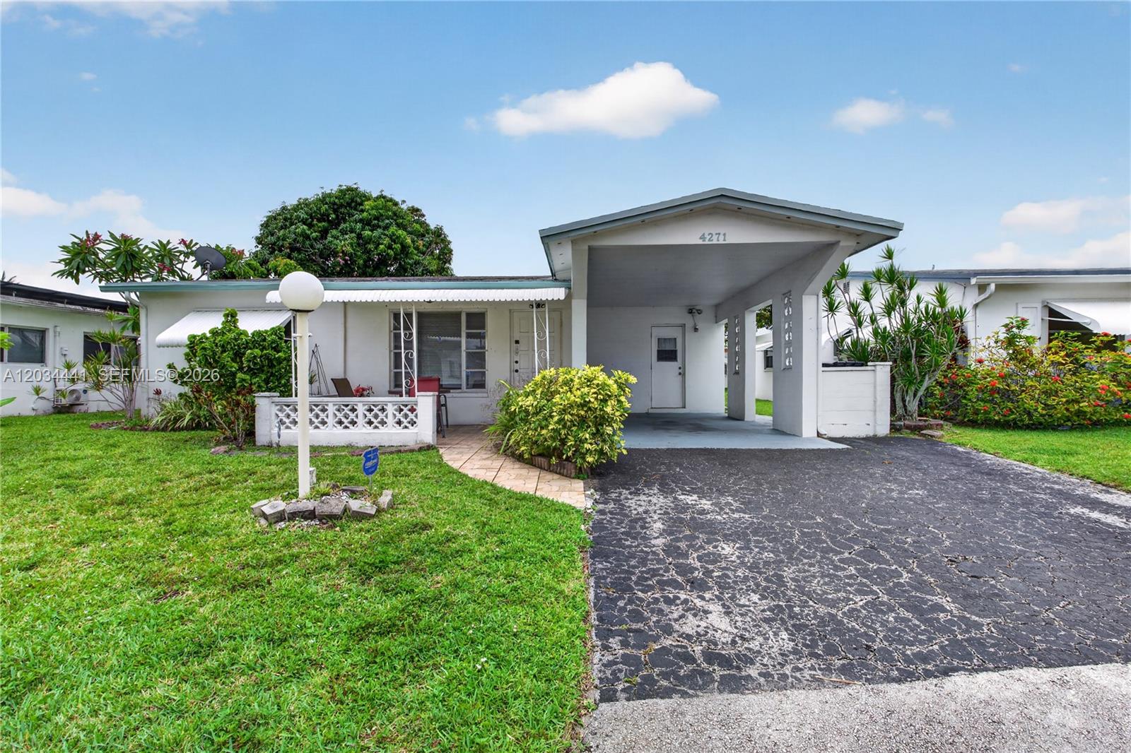 4271 NW 49th Ter, Lauderdale Lakes FL 33319