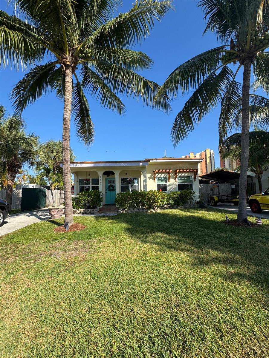256 E 24th Street, Riviera Beach FL 33404
