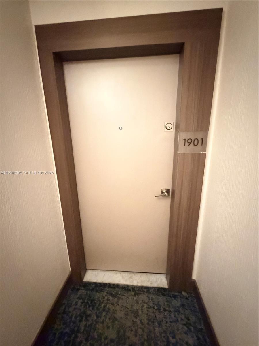 3701 N Country Club Dr # 1901, Aventura FL 33180