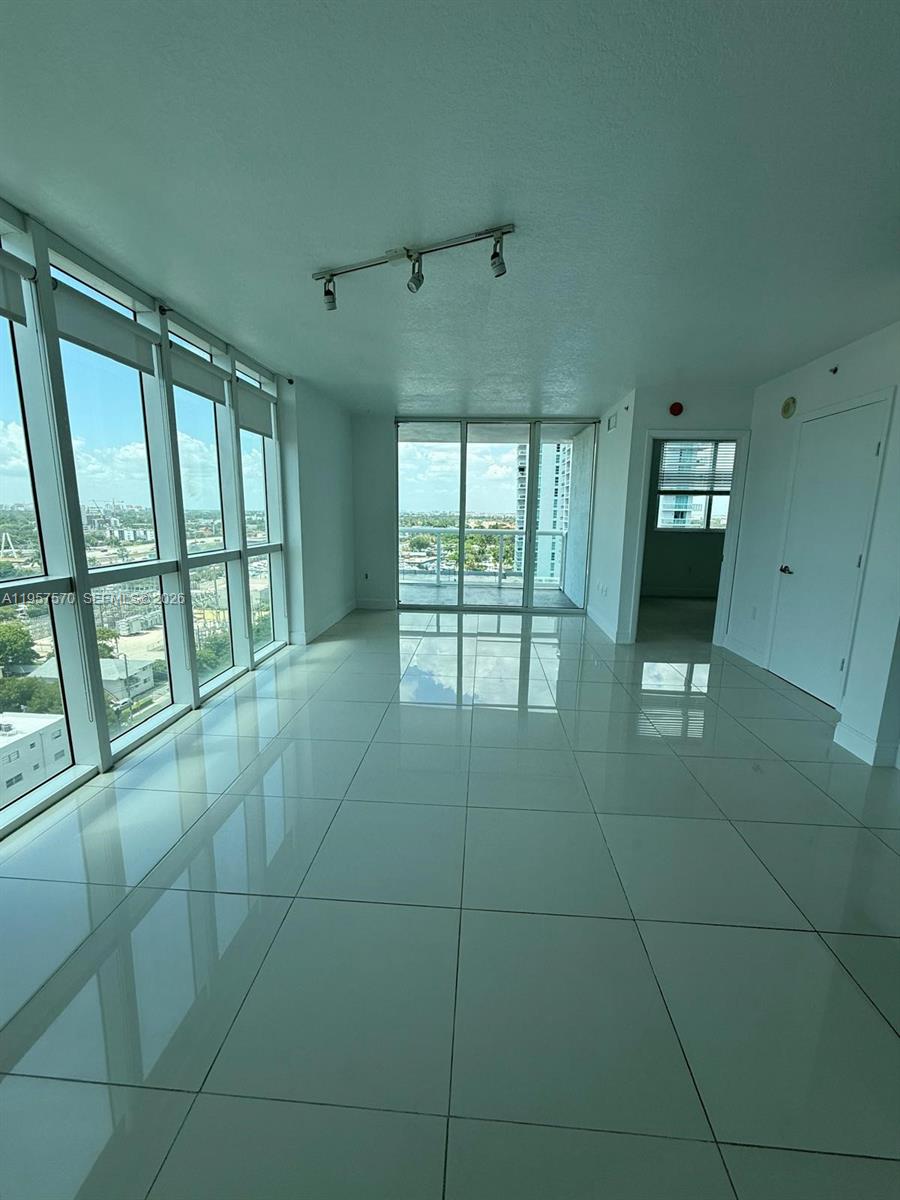 1871 NW S River Dr # 1503, Miami FL 33125