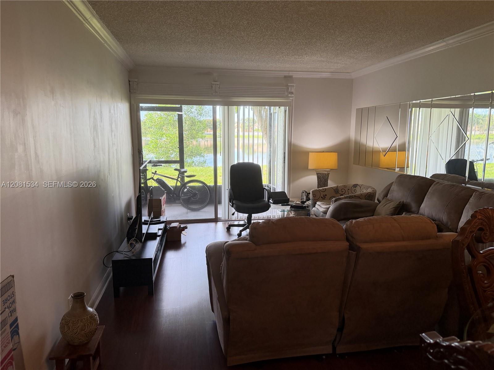 8600 N Sherman Cir # 103 — Photo 4