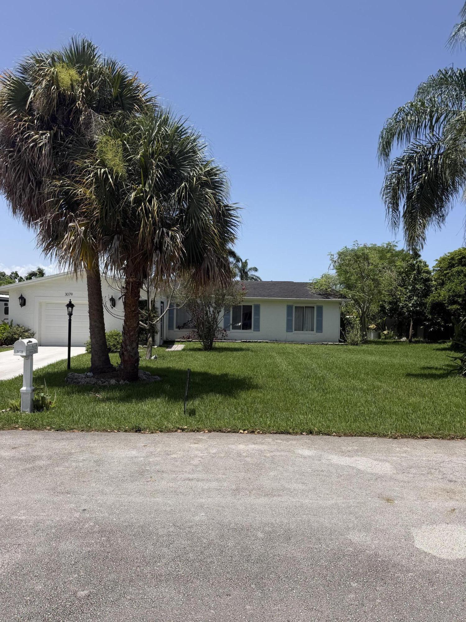 3079 Indian Trail, Lake Worth FL 33462