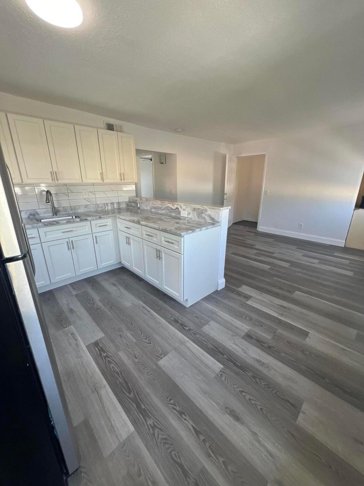 1010 Adams Street # 1 — Photo 2