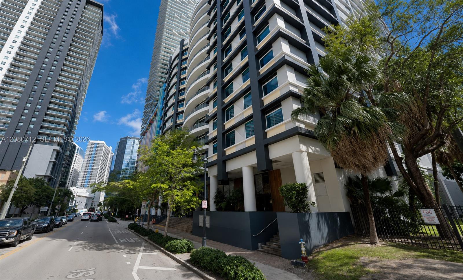 40 SW 13th St # S-1003MZ, Miami FL 33130