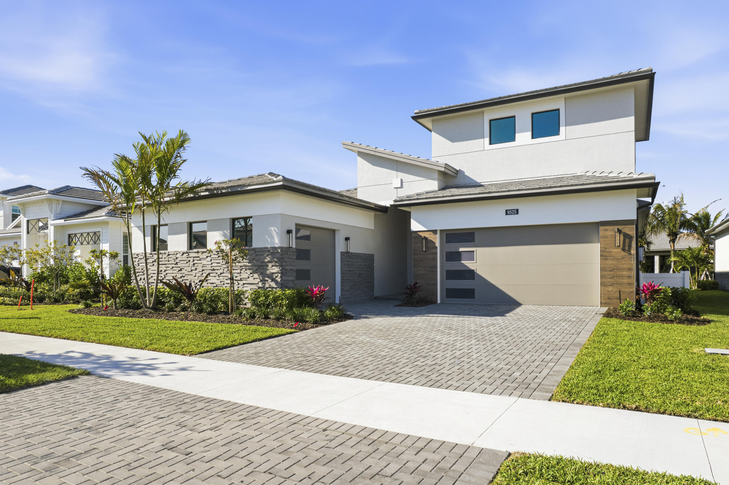 9525 St Germain Drive, Palm Beach Gardens FL 33412