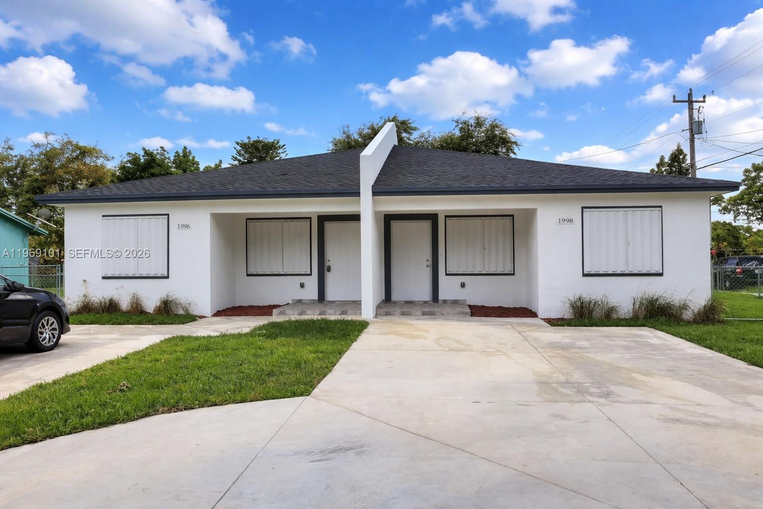 1998 NW 47th St, Miami FL 33142
