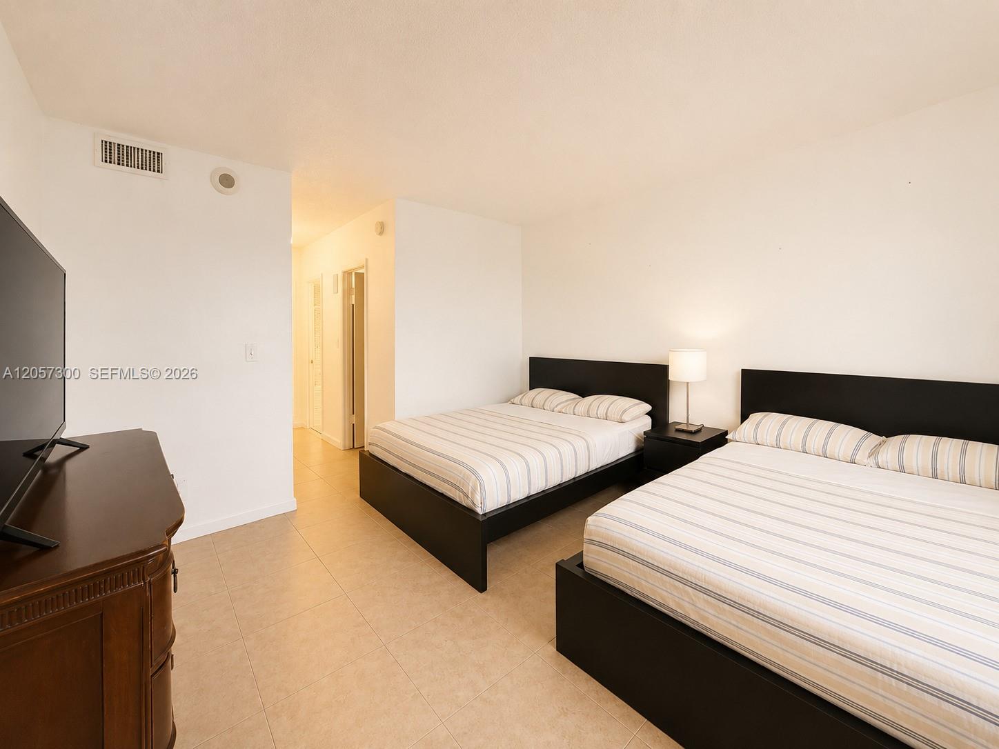 19370 Collins Ave # 1410 — Photo 3