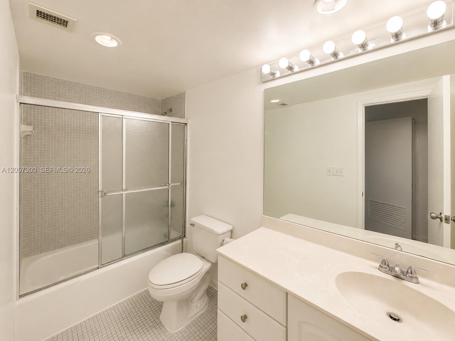 19370 Collins Ave # 1410 — Photo 5