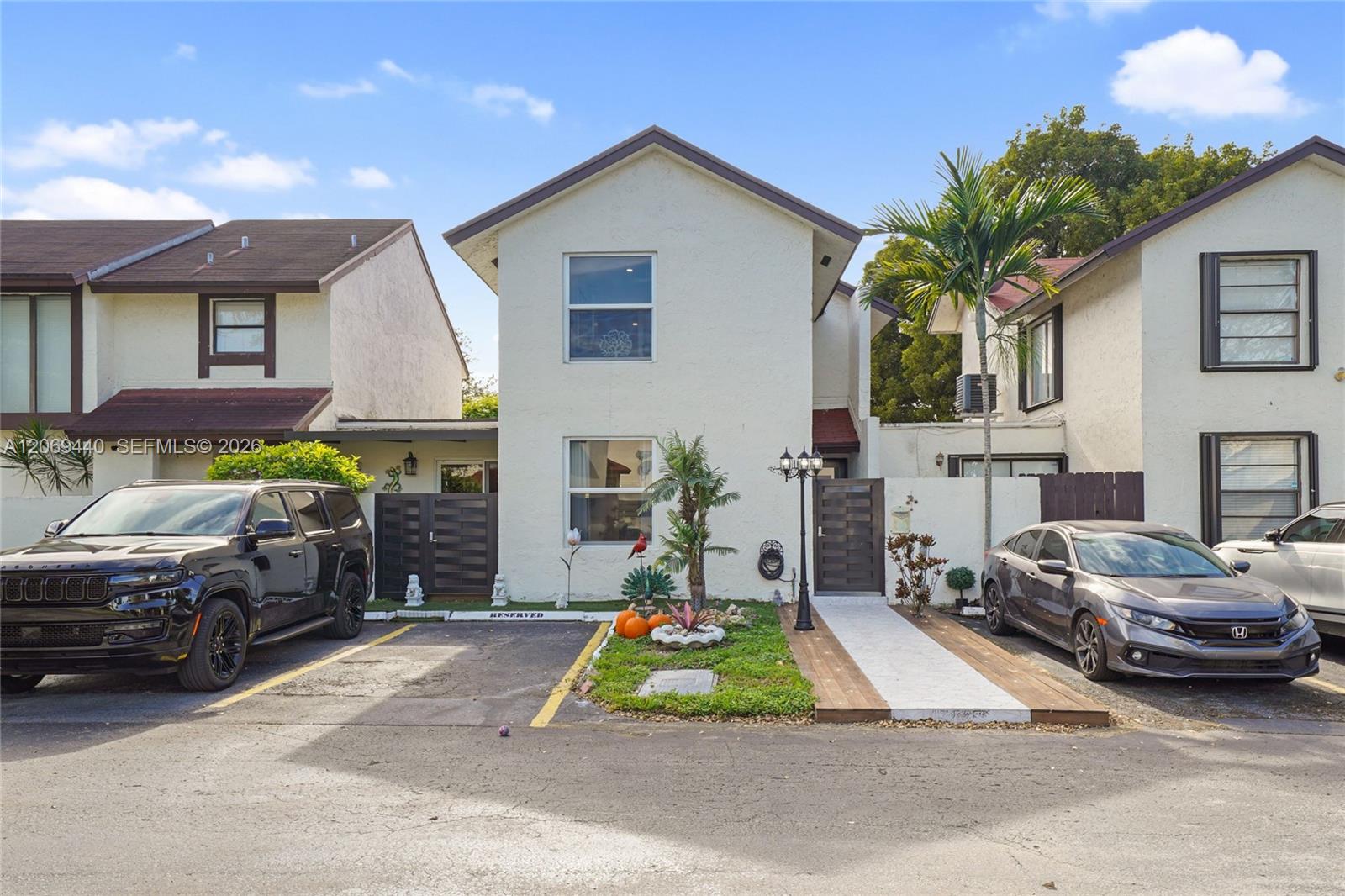 10310 NW 5th Ter # 26, Miami FL 33172