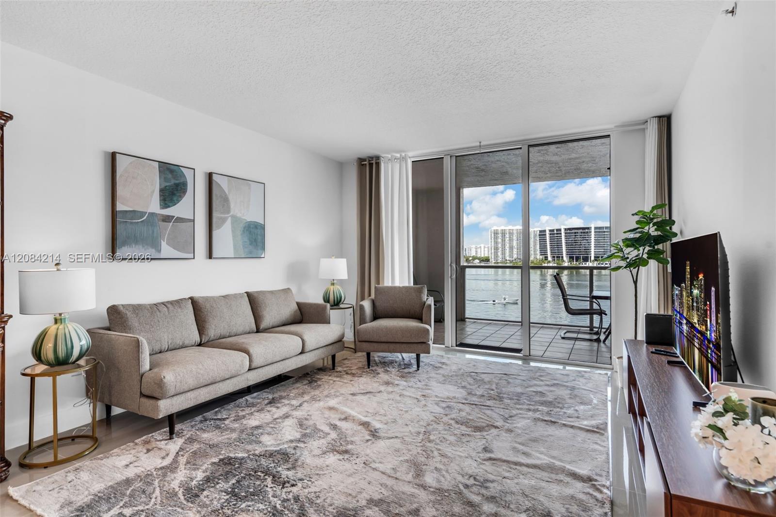 18100 N Bay Rd # 709, Sunny Isles Beach FL 33160