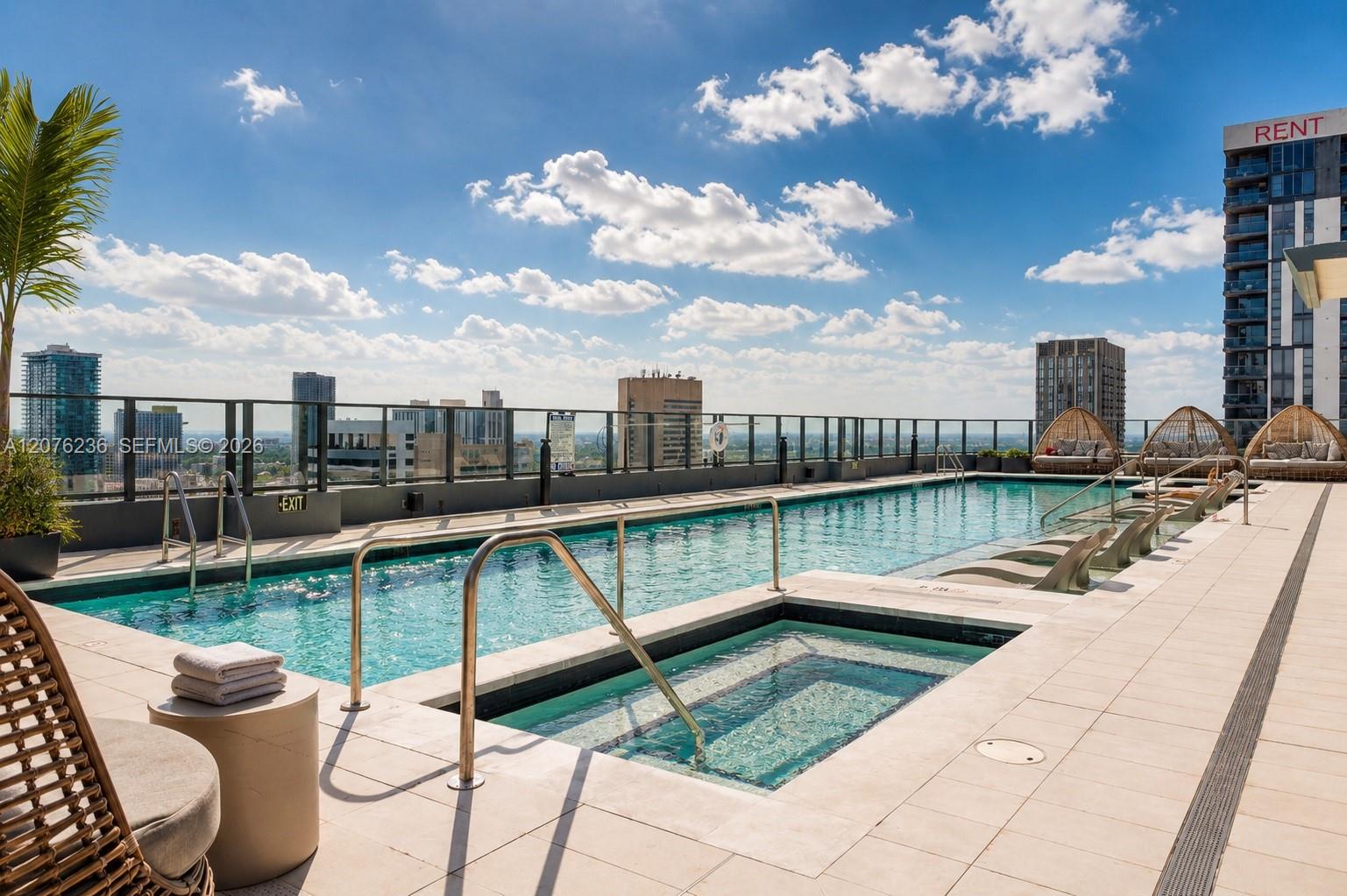 121 NE 5th St # 3712, Miami FL 33132