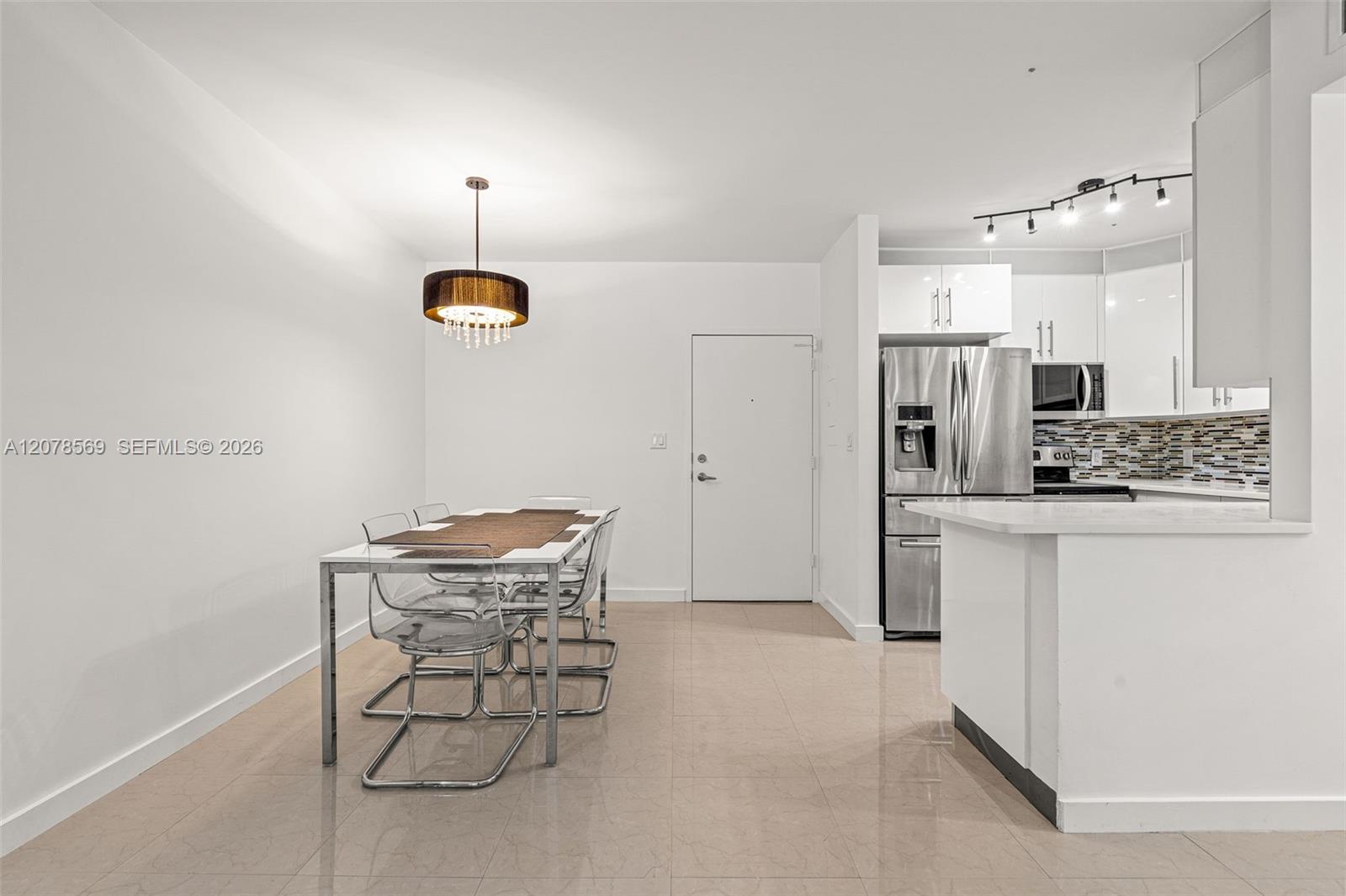 7441 Wayne Ave # 1R — Photo 4