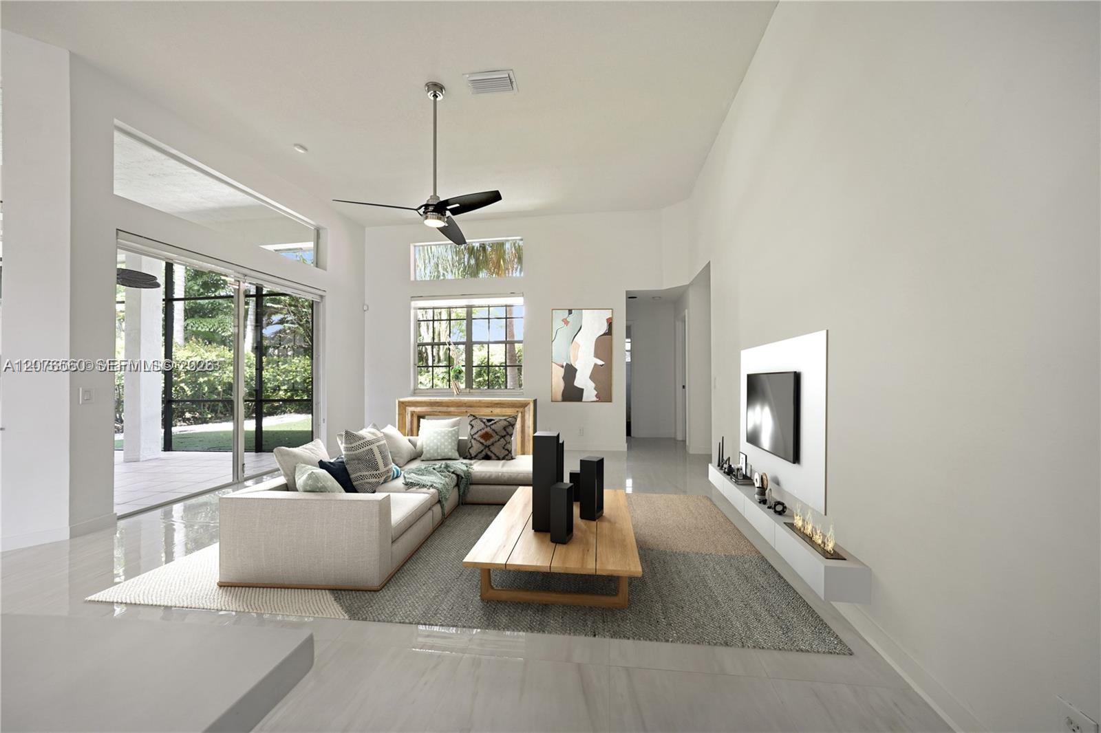 2527 Jardin Dr # 2527 — Photo 3