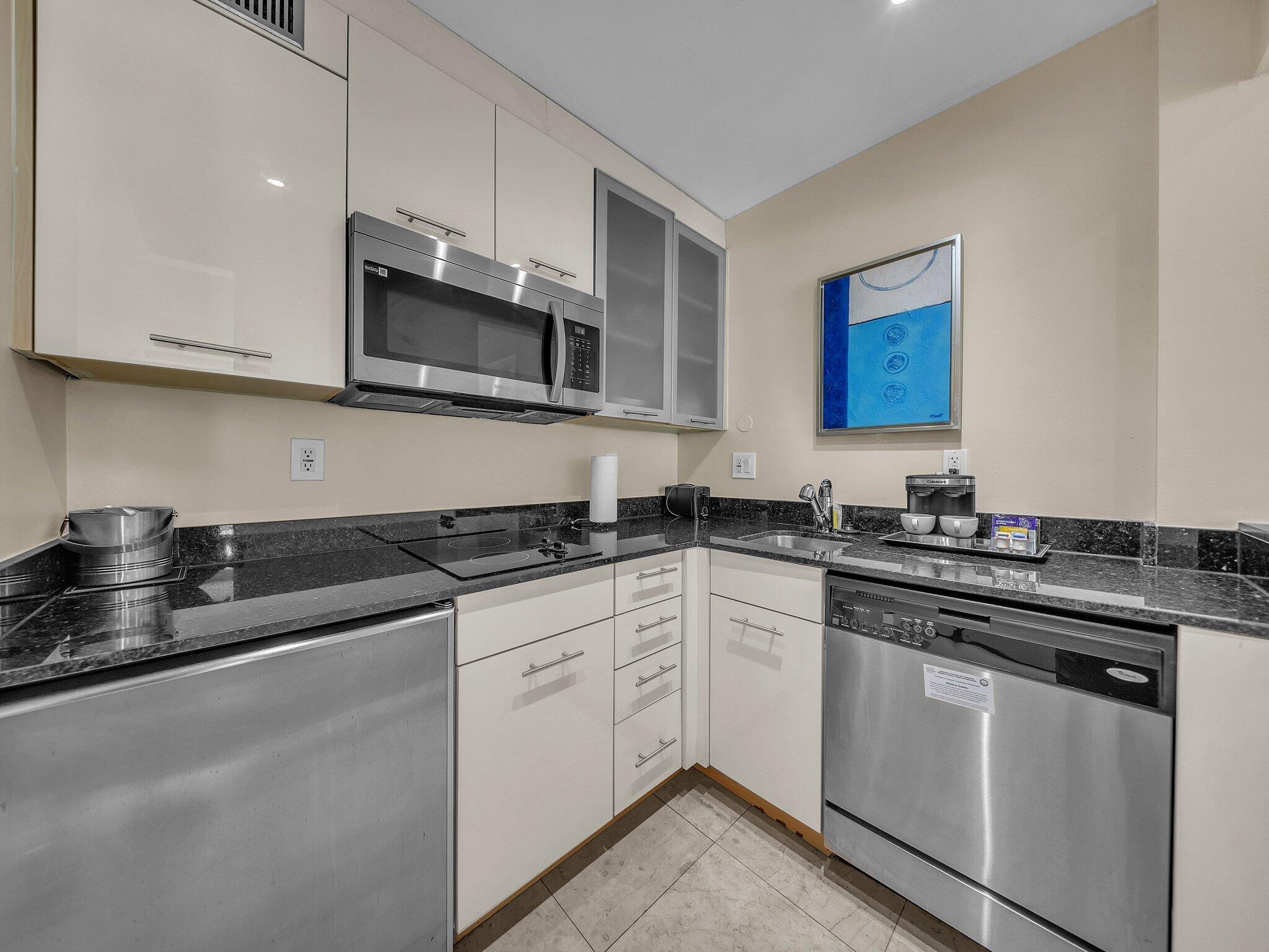 2670 E Sunrise Boulevard # 319 — Photo 3