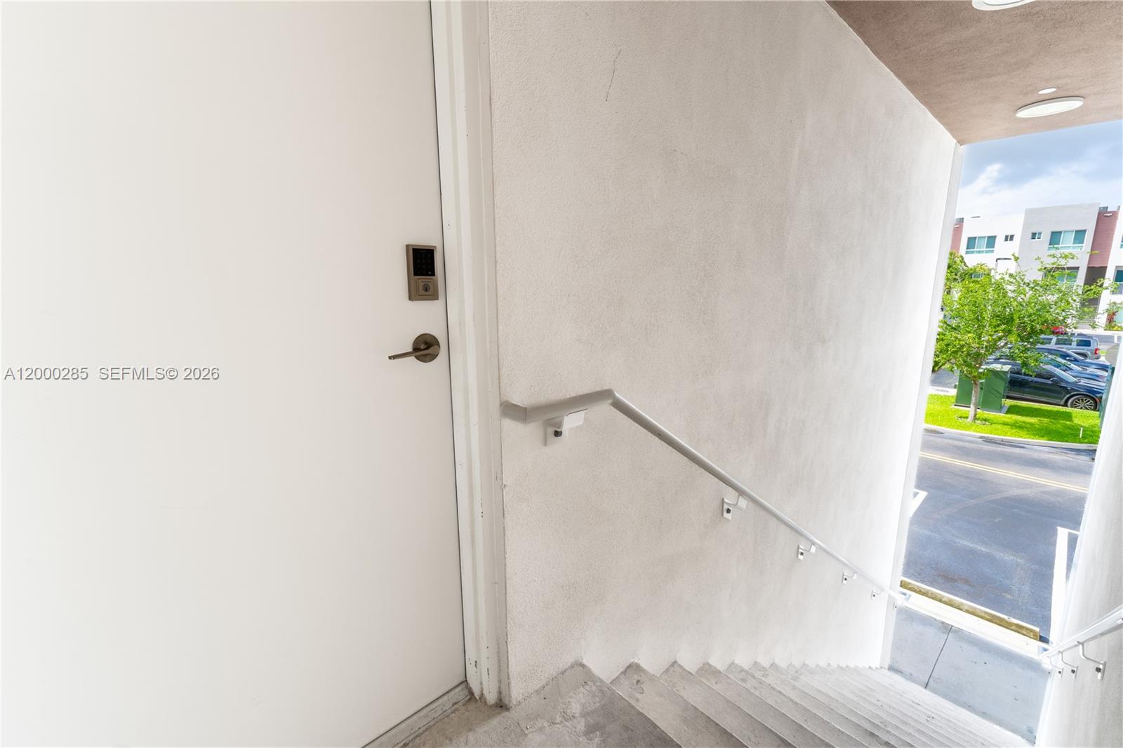 2505 NE 193rd St # 4215 — Photo 3