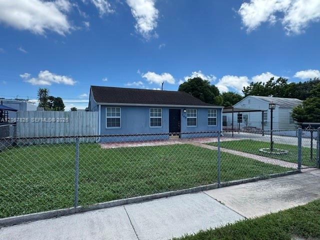 740 SE 4th Pl — Photo 3