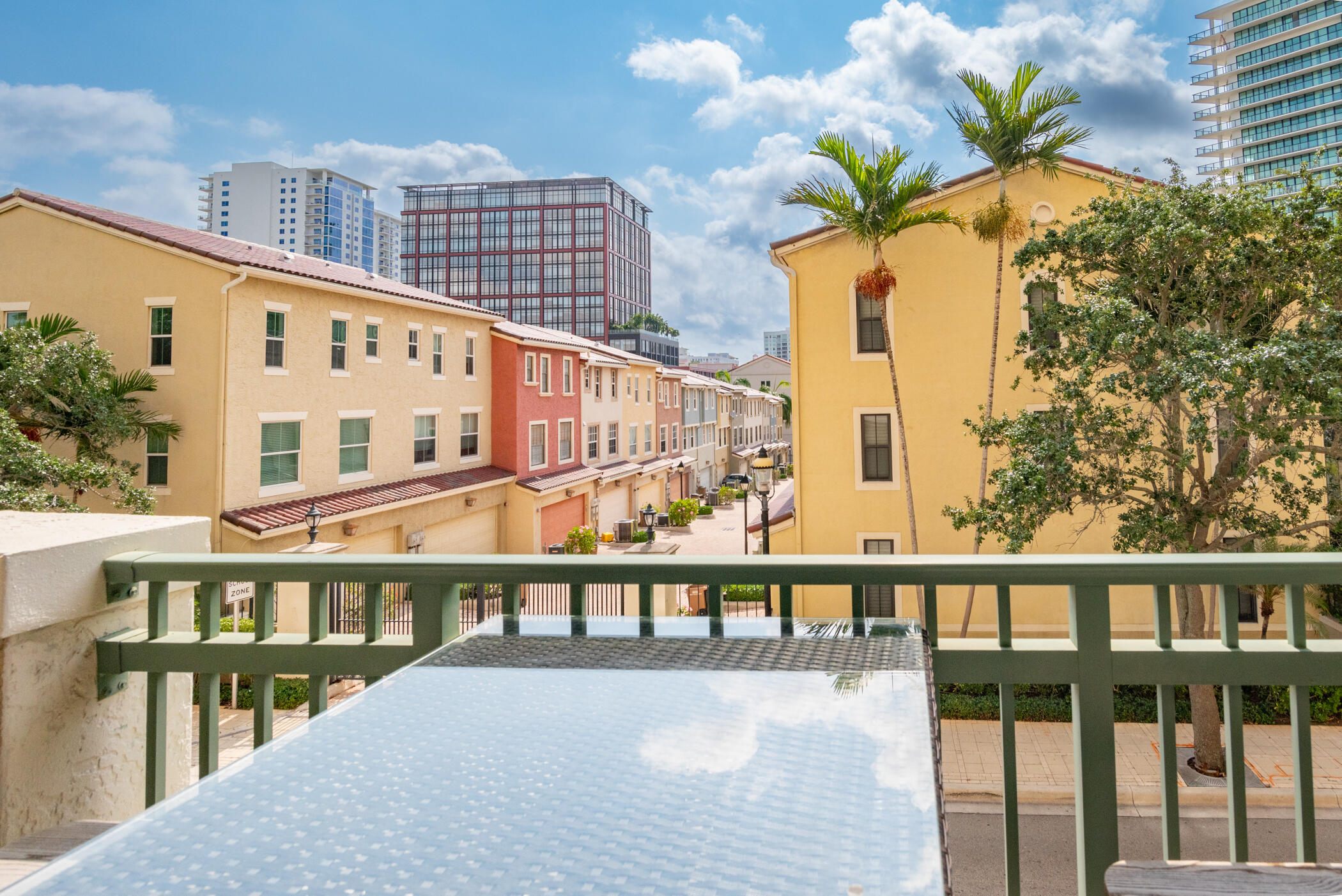 403 S Sapodilla Avenue # 207, West Palm Beach FL 33401