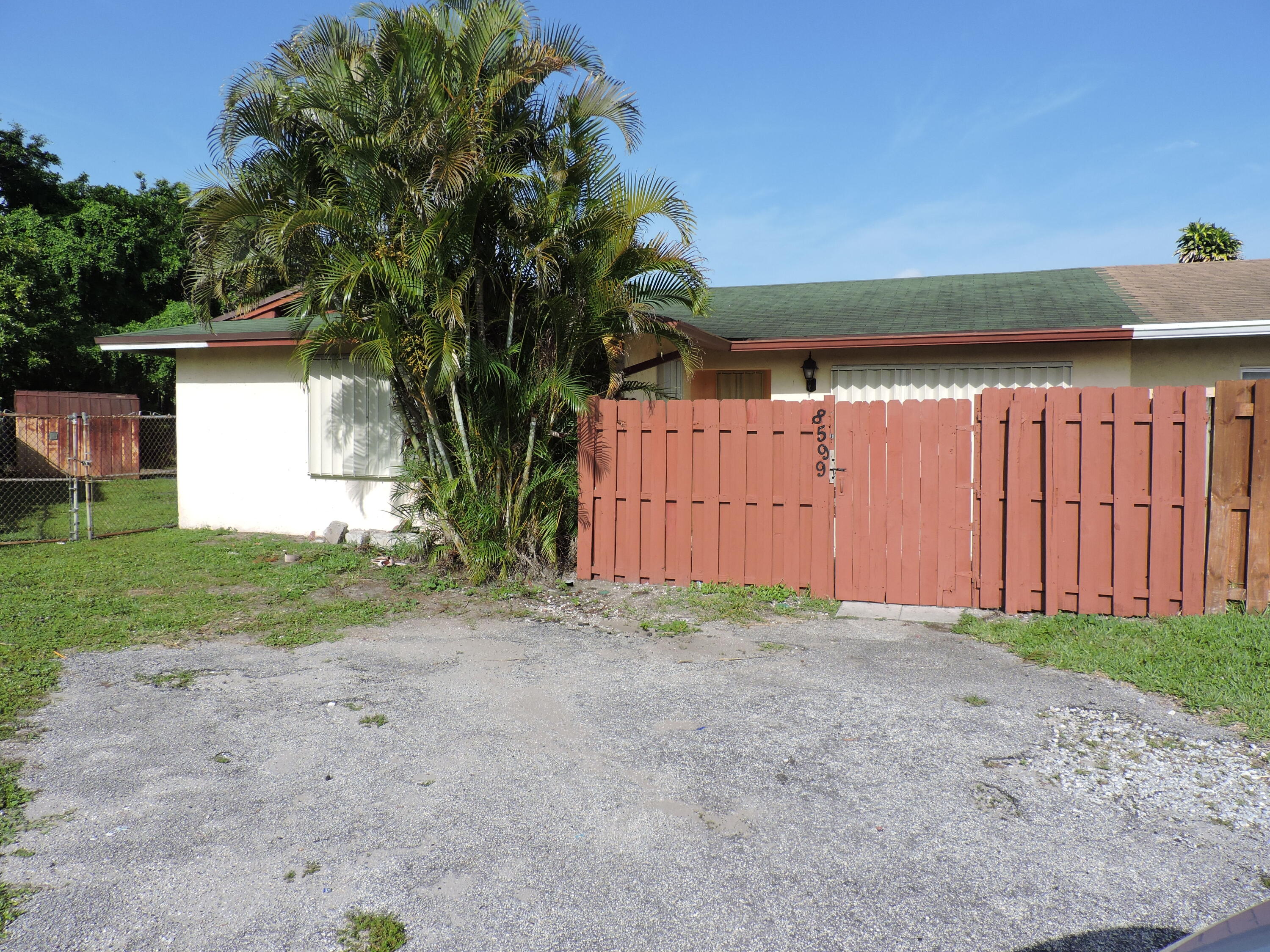 8599 Crater Terrace, West Palm Beach FL 33403
