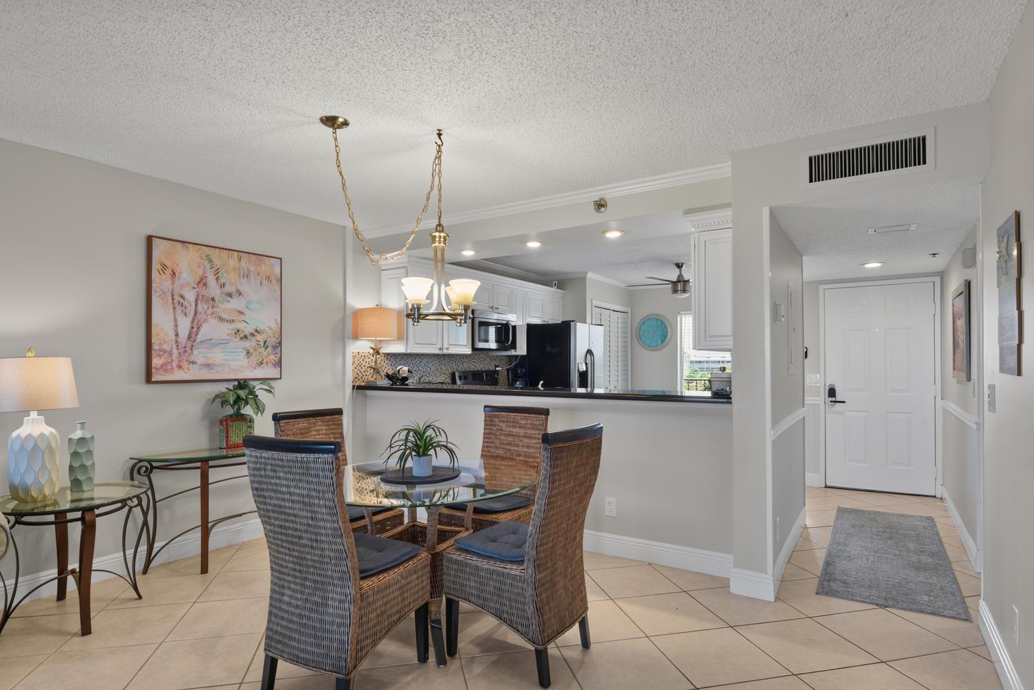 003-021-275 Palm Ave A407-1499x1000