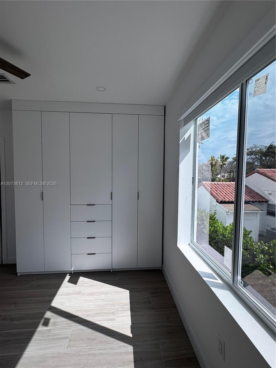 2855 Royal Palm Ave # 4 — Photo 5