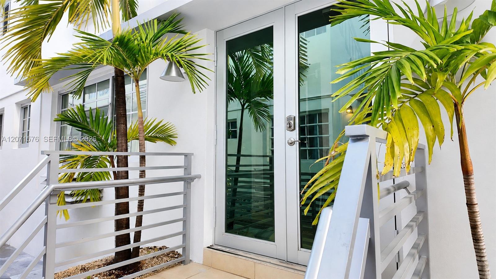 951 Jefferson Ave # 1 View 1