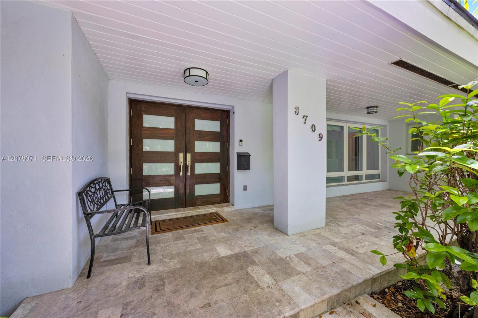 3709 Alhambra Ct — Photo 5