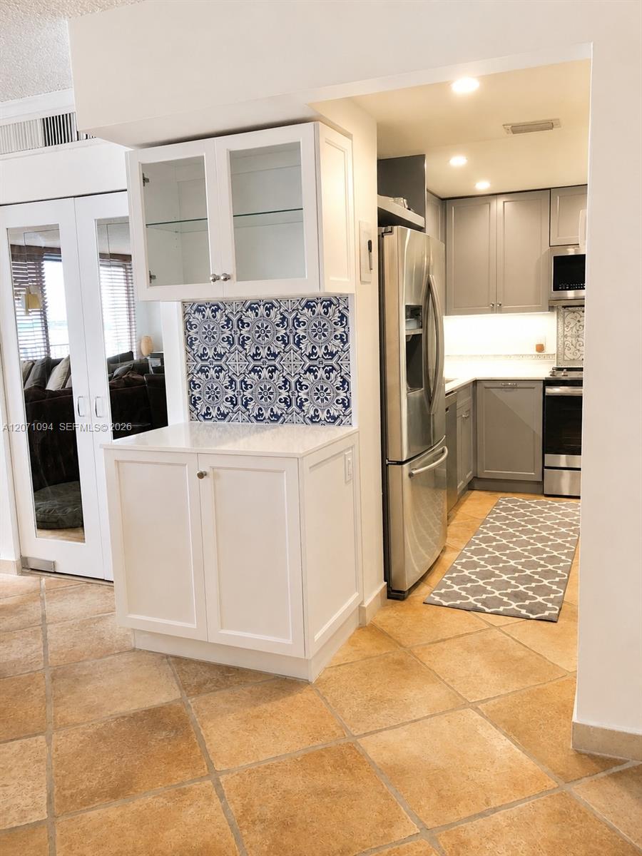 800 West Ave # 817 View 3