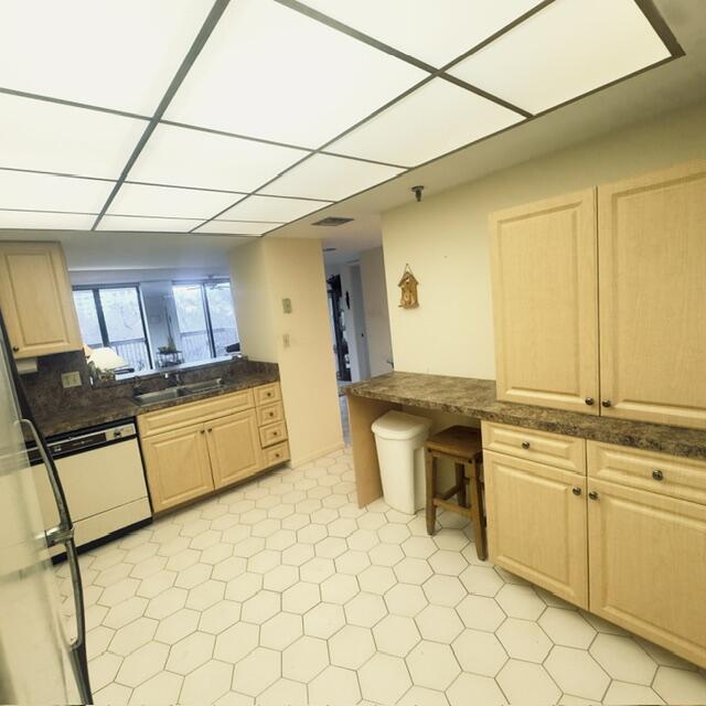 2900 NE 14th Street Causeway # 403 — Photo 5
