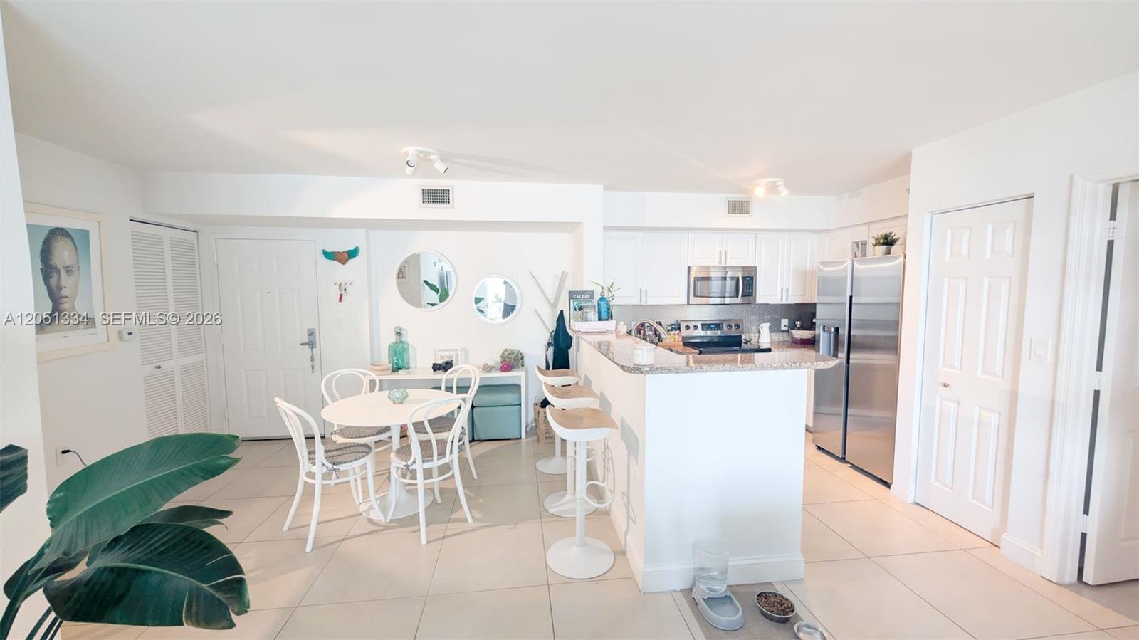 1155 Brickell Bay Dr # 2508 — Photo 2