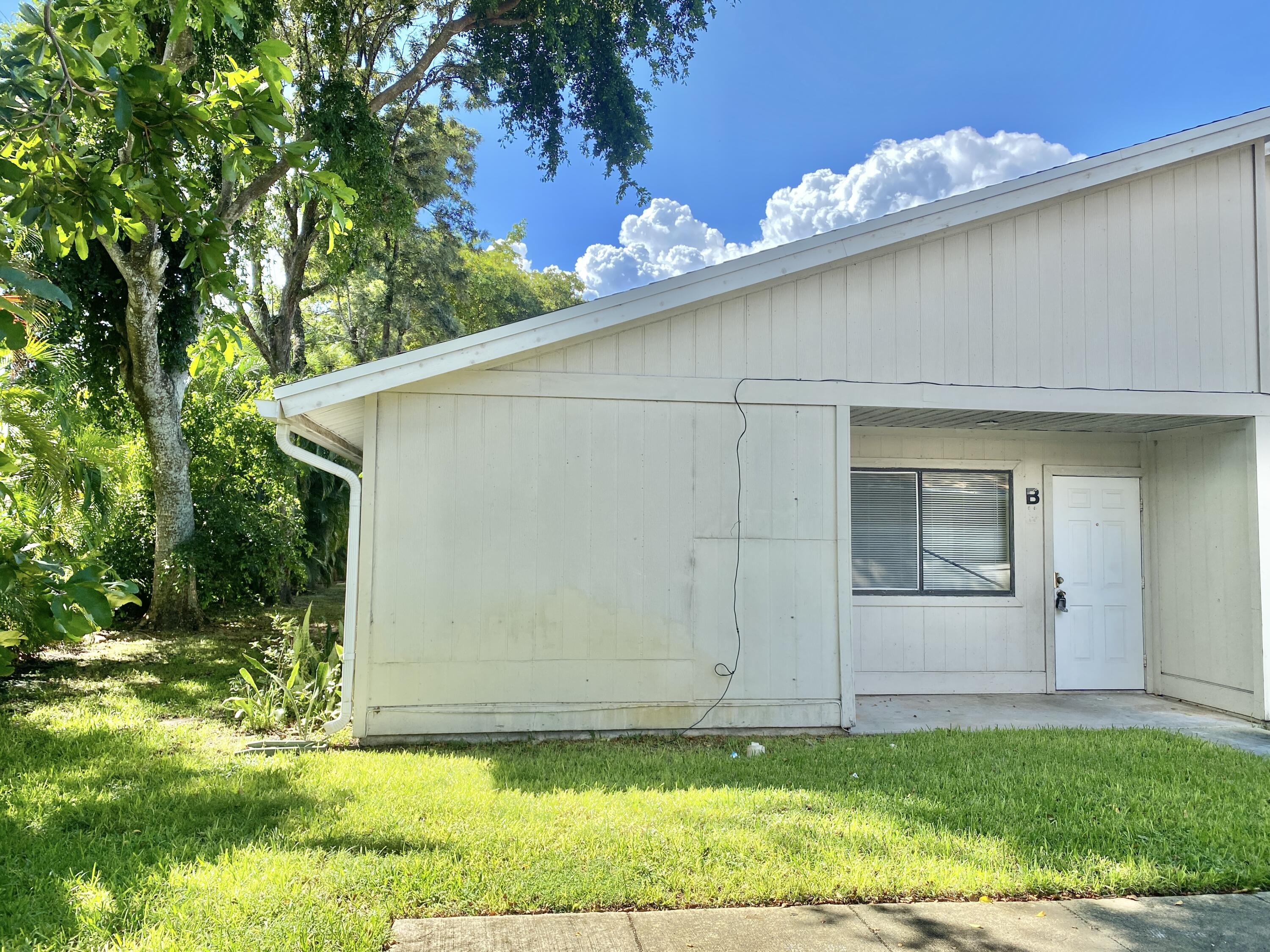 5320 Elmhurst Road # B — Photo 2