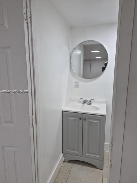 2000 Madison St # 3 — Photo 5