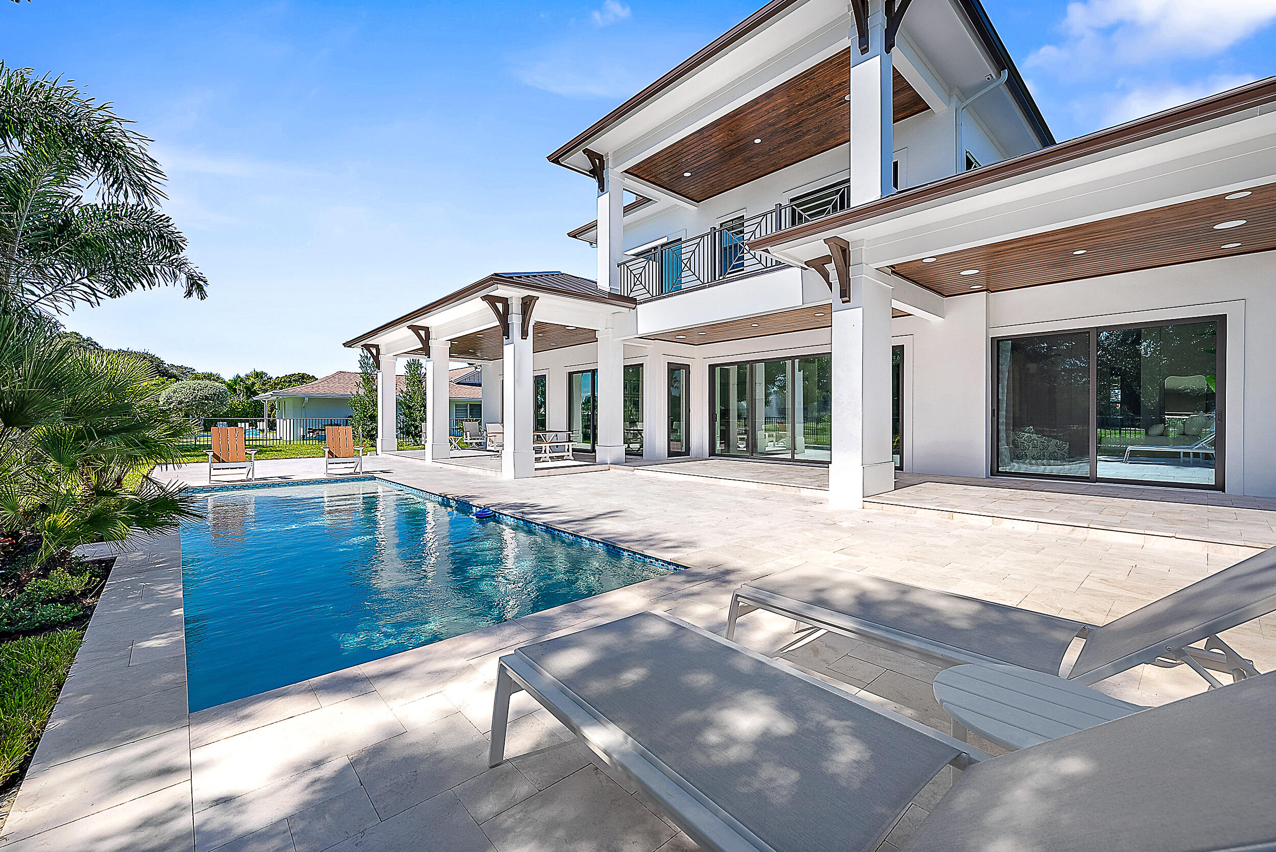 325 Fairway N, Tequesta FL 33469