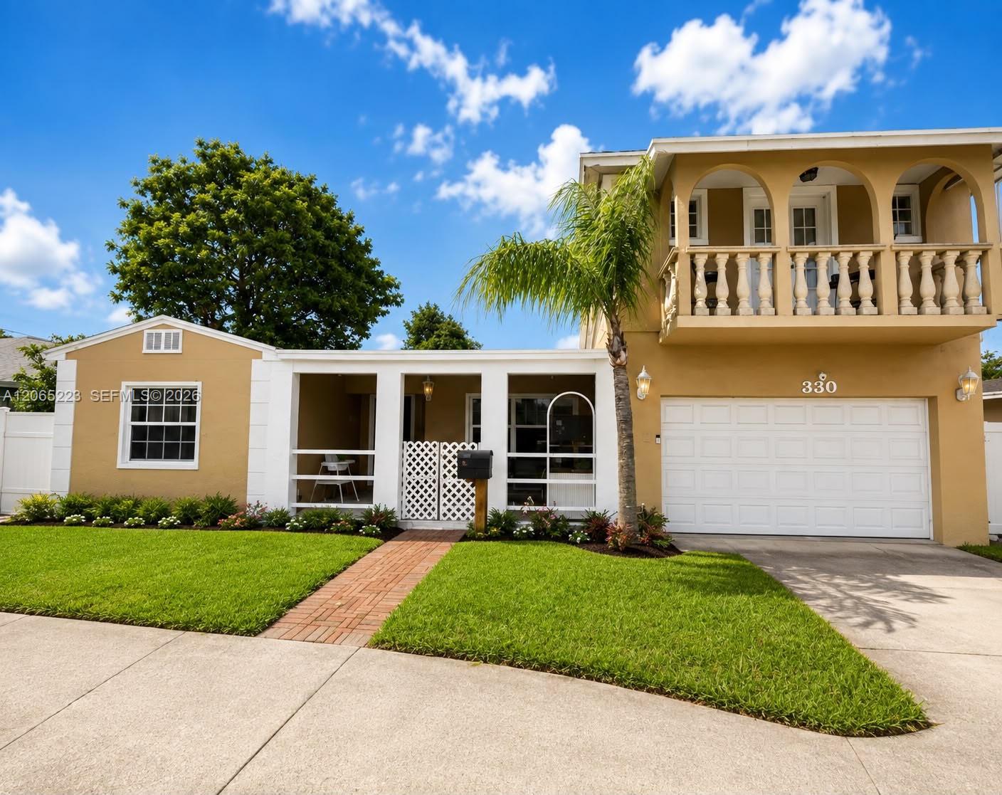 330 Cypress Dr, Lake Park FL 33403