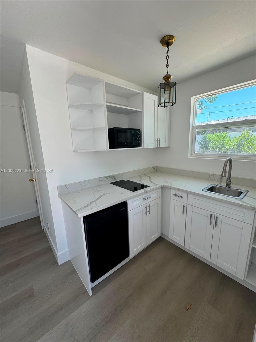 330 Cypress Dr — Photo 5