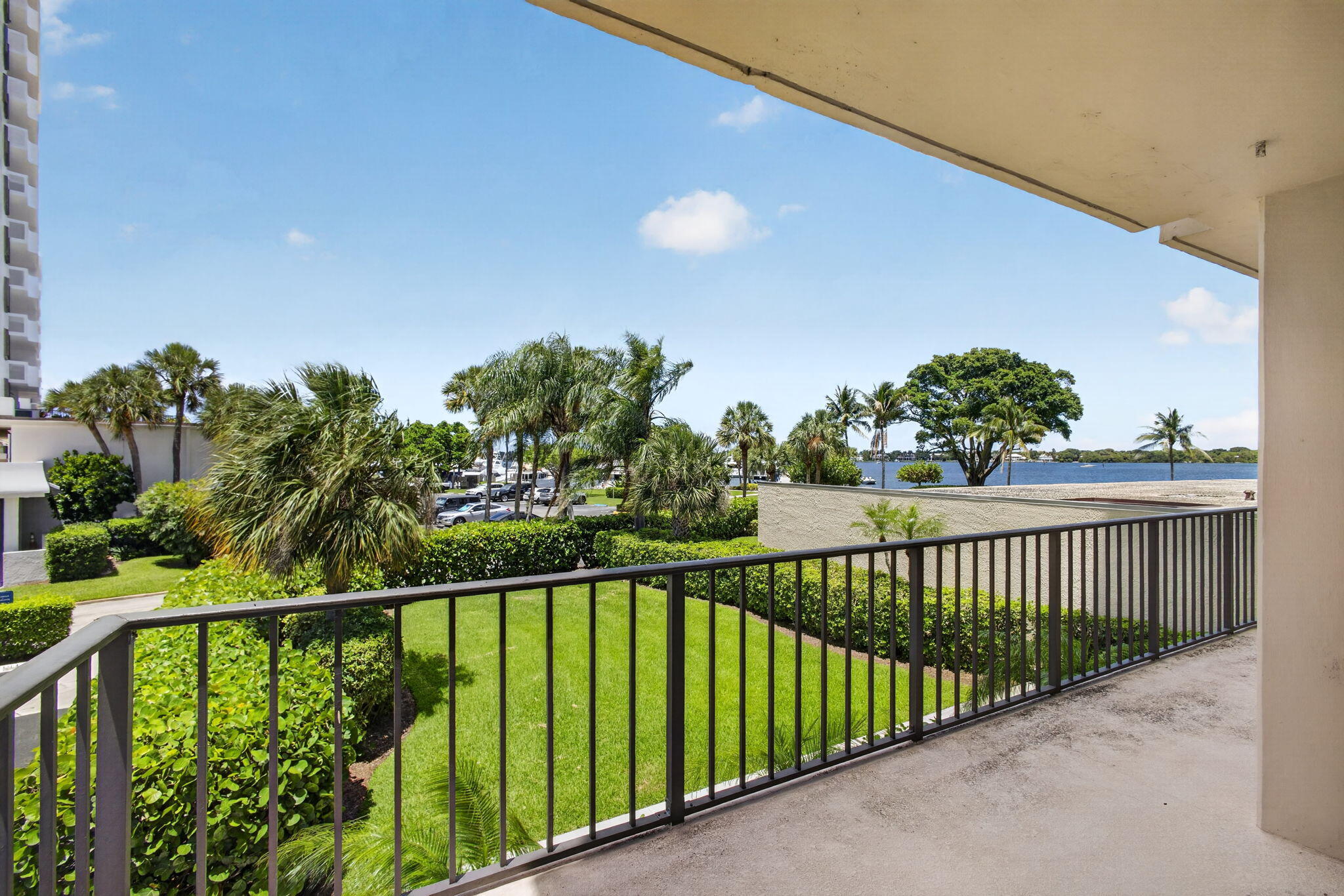 136 Lakeshore Drive, North Palm Beach FL 33408