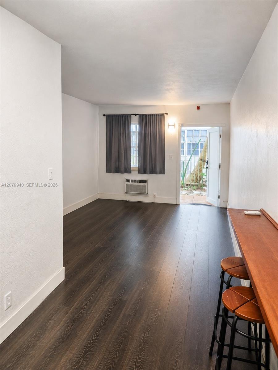 549 Meridian Ave # 4 — Photo 2