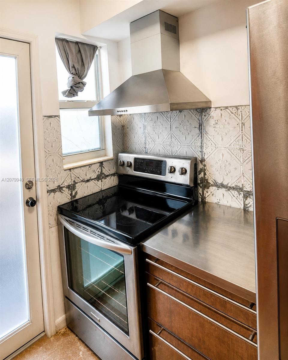 549 Meridian Ave # 4 — Photo 5