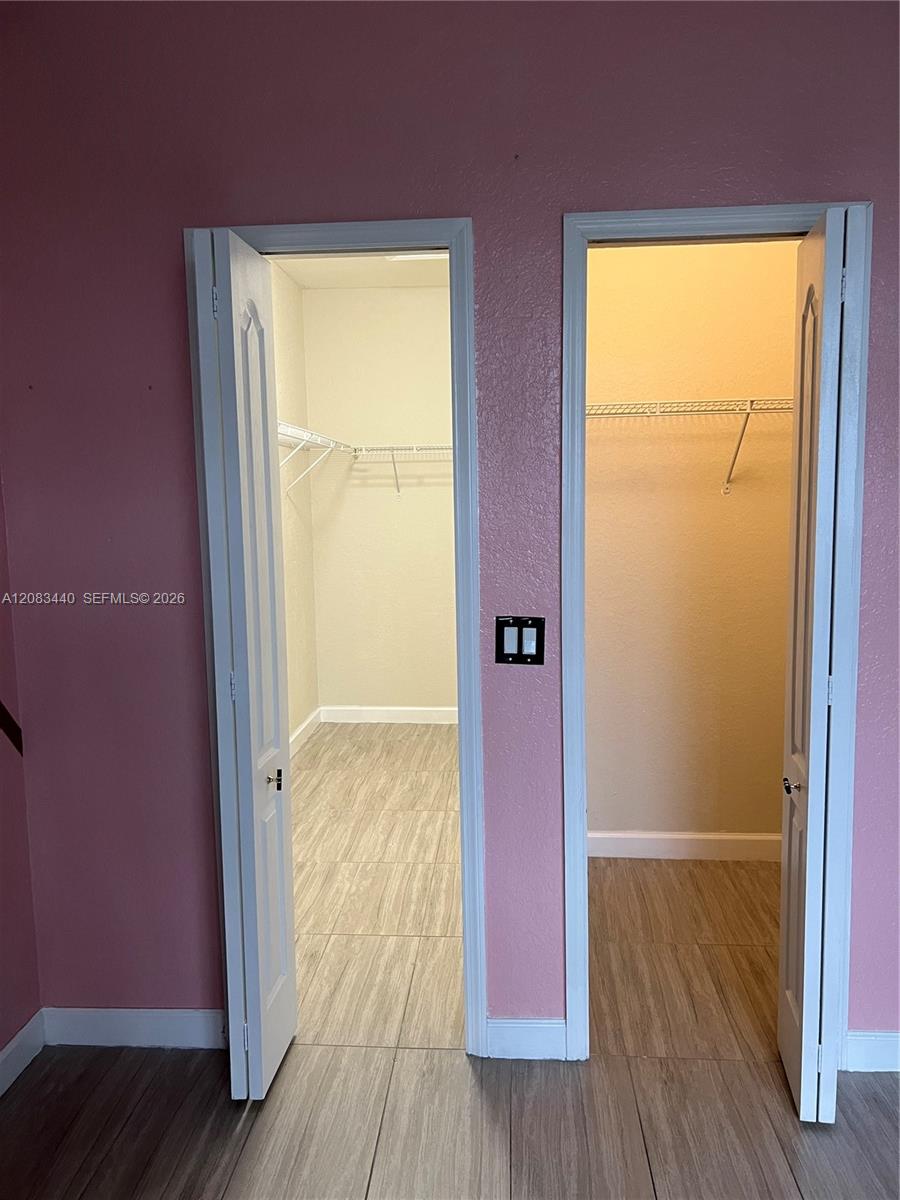 2313 Shoma Ln # 2313 — Photo 2