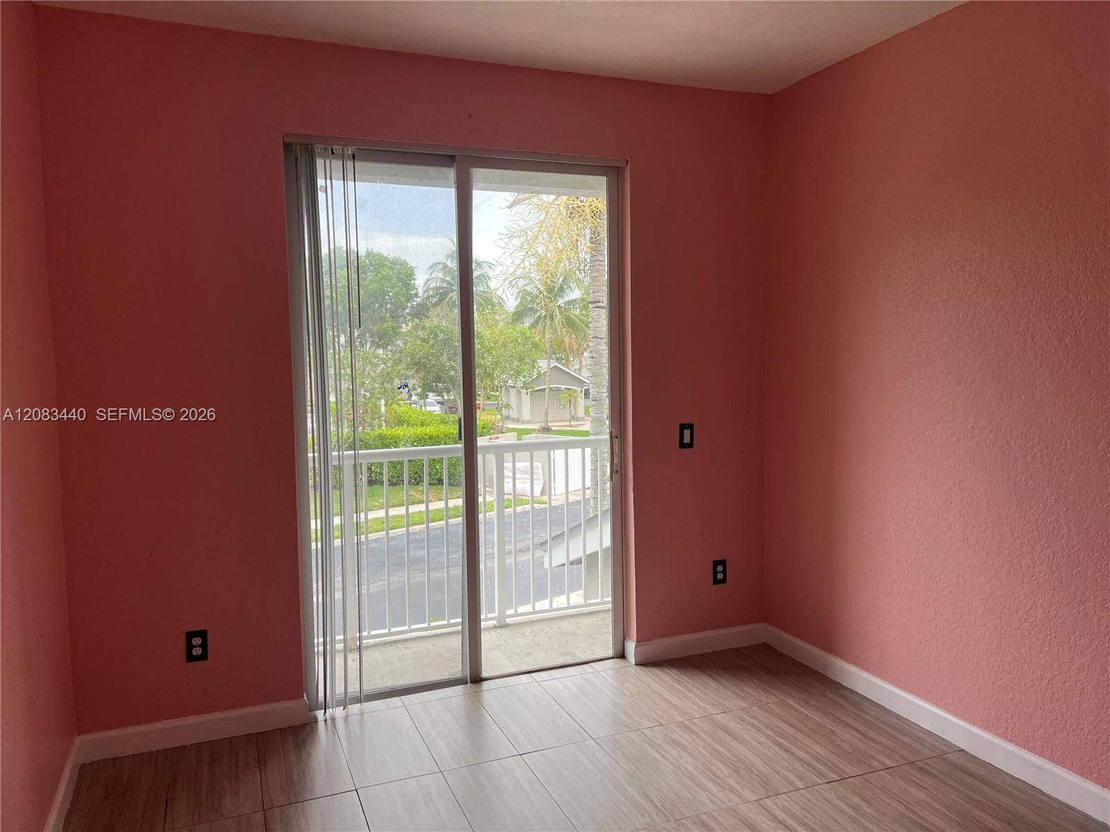 2313 Shoma Ln # 2313 — Photo 4