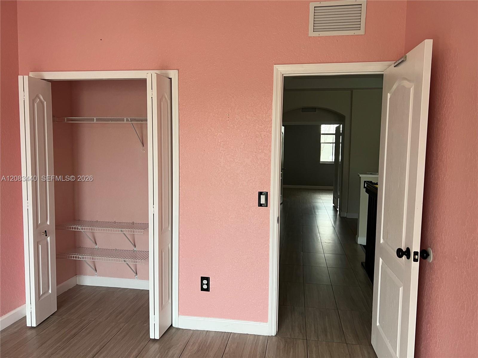 2313 Shoma Ln # 2313 — Photo 5
