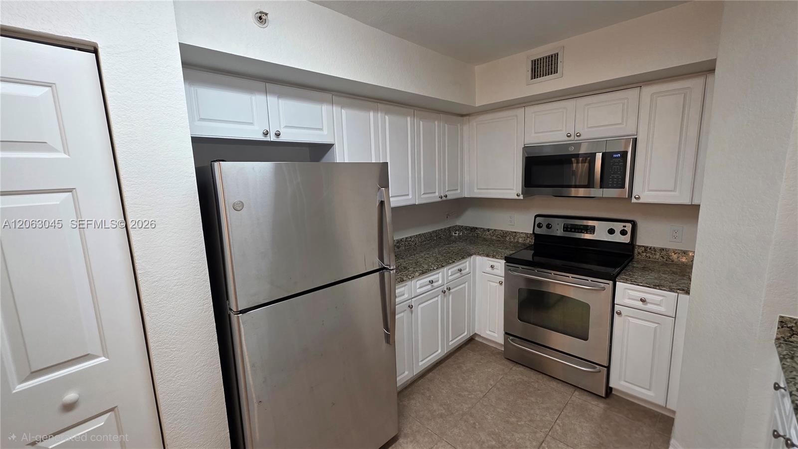 6768 Heritage Grande # 208, Boynton Beach FL 33437