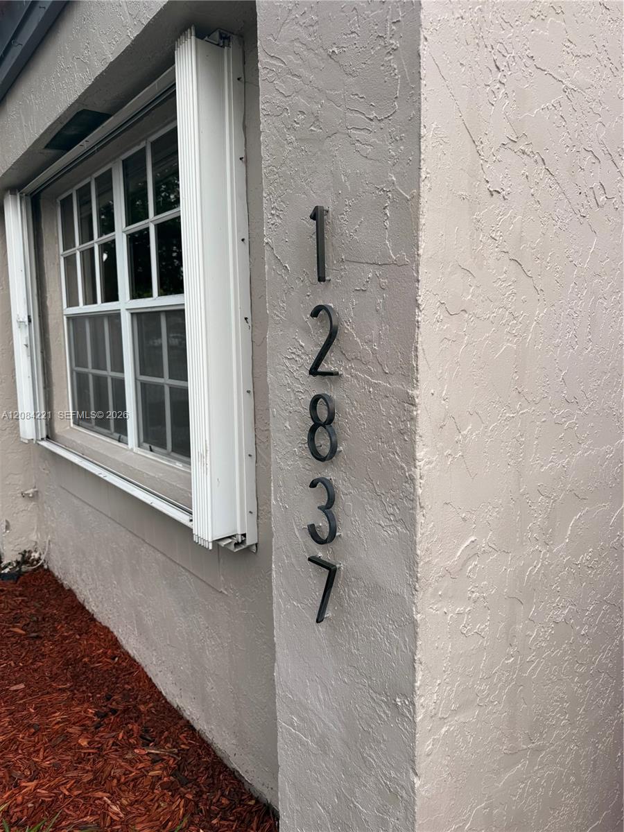 12837 SW 65th Ter # 12837 — Photo 2