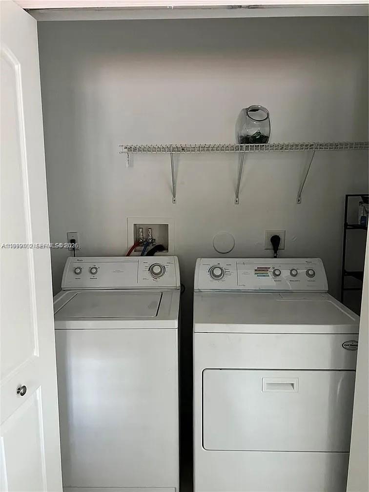 3783 NW 201st Ter — Photo 5