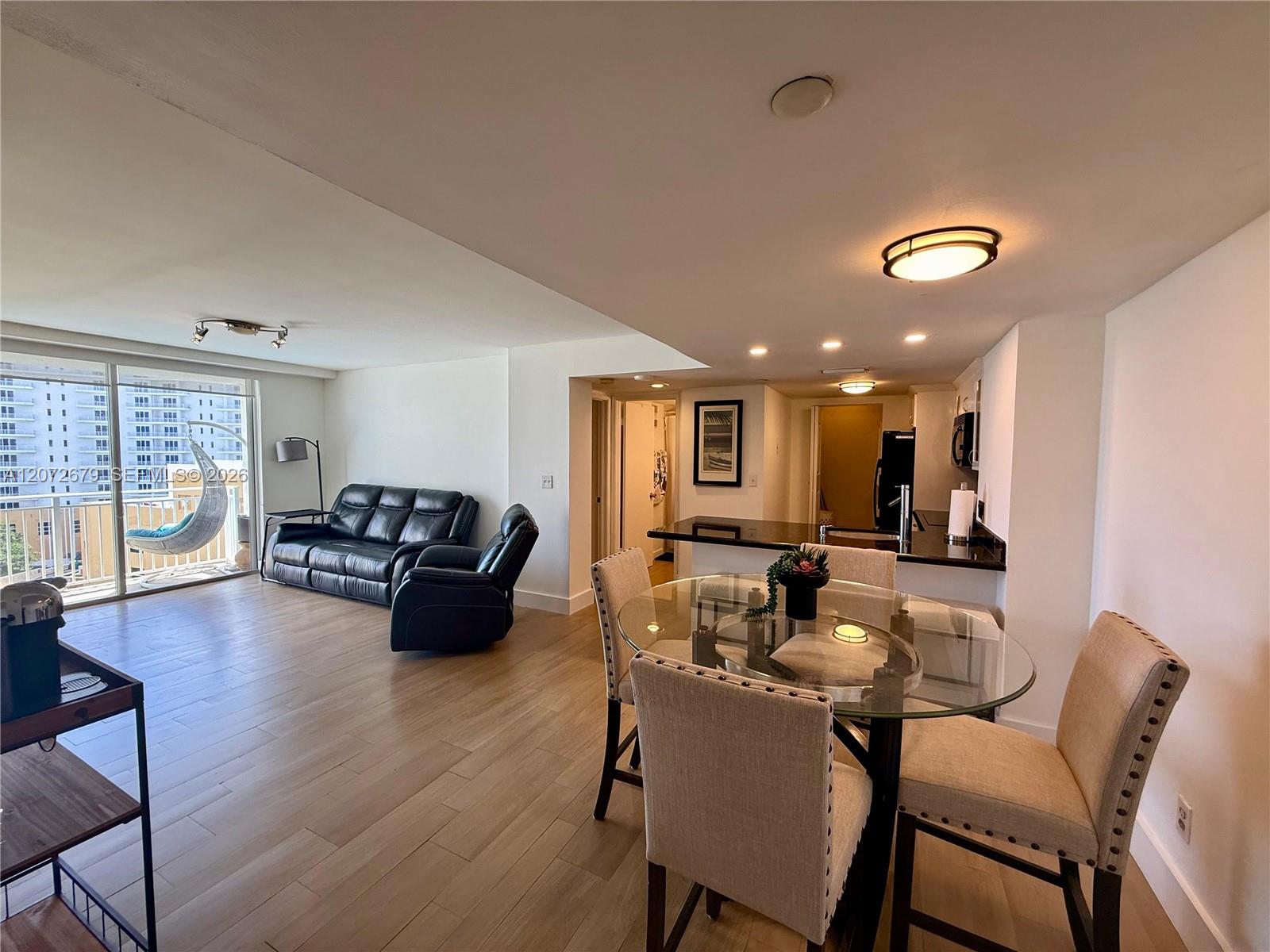770 Claughton Island Dr # 1104 — Photo 2