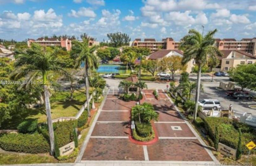 10253 NW 9th Street Cir # 6, Miami FL 33172