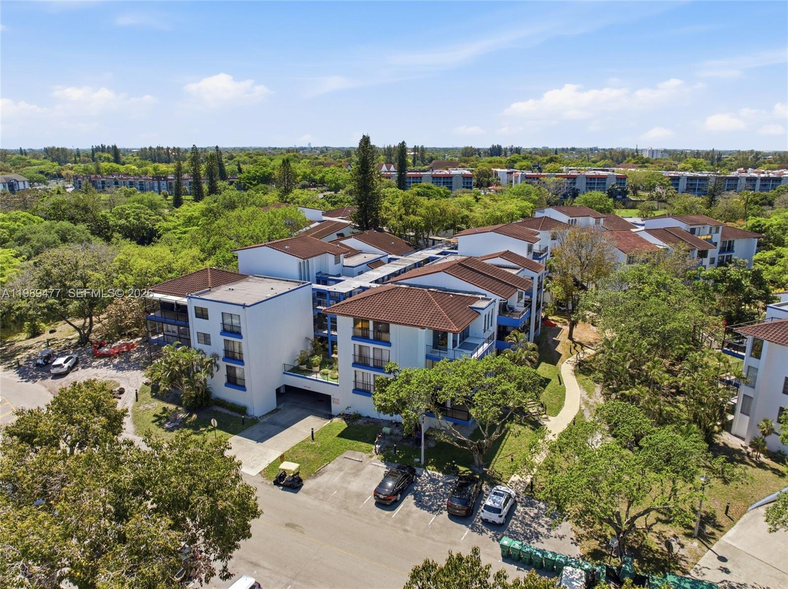6010 S Falls Cir Dr # 323, Lauderhill FL 33319